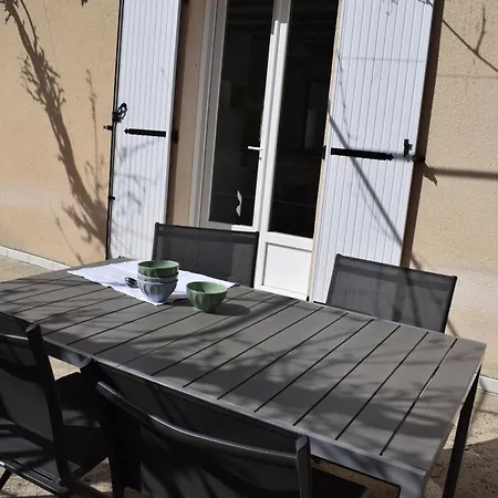 Villa La Noix Qui Roule Champagnac-de-Bélair Exterior foto